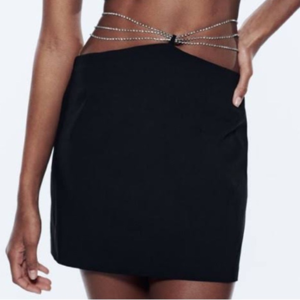 NWT | ZARA SILVER CRYSTAL WAIST CHAIN BLACK STRETCH BODYCON MINI BRAT SKIRT